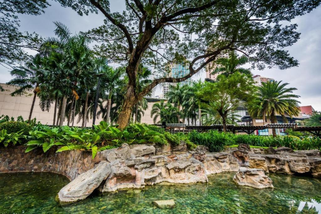 ホテル Zen ルームズ マラテ ロビンソンズ マニラ市 エクステリア 写真